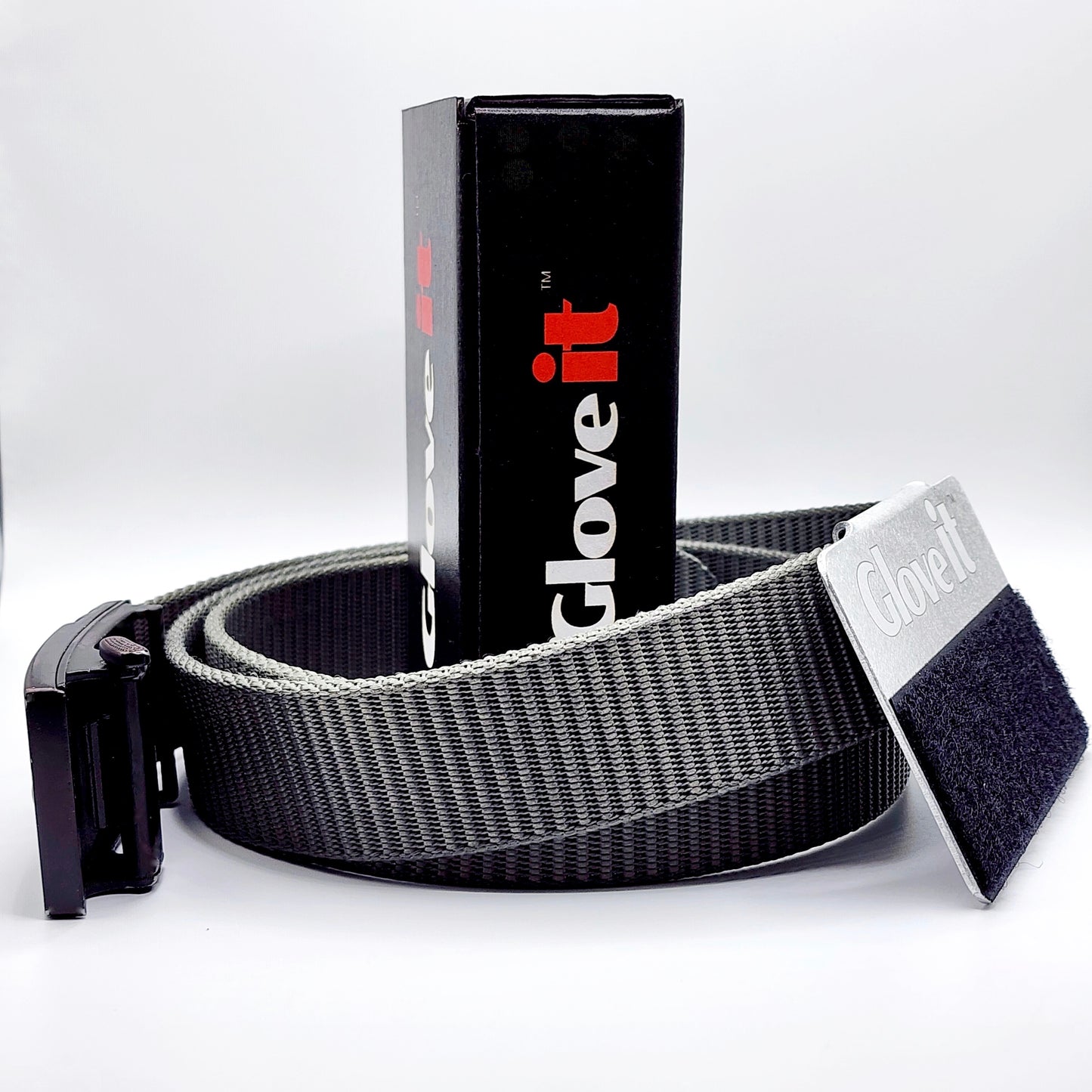 Introducing the premier golf glove holder, Gloveit